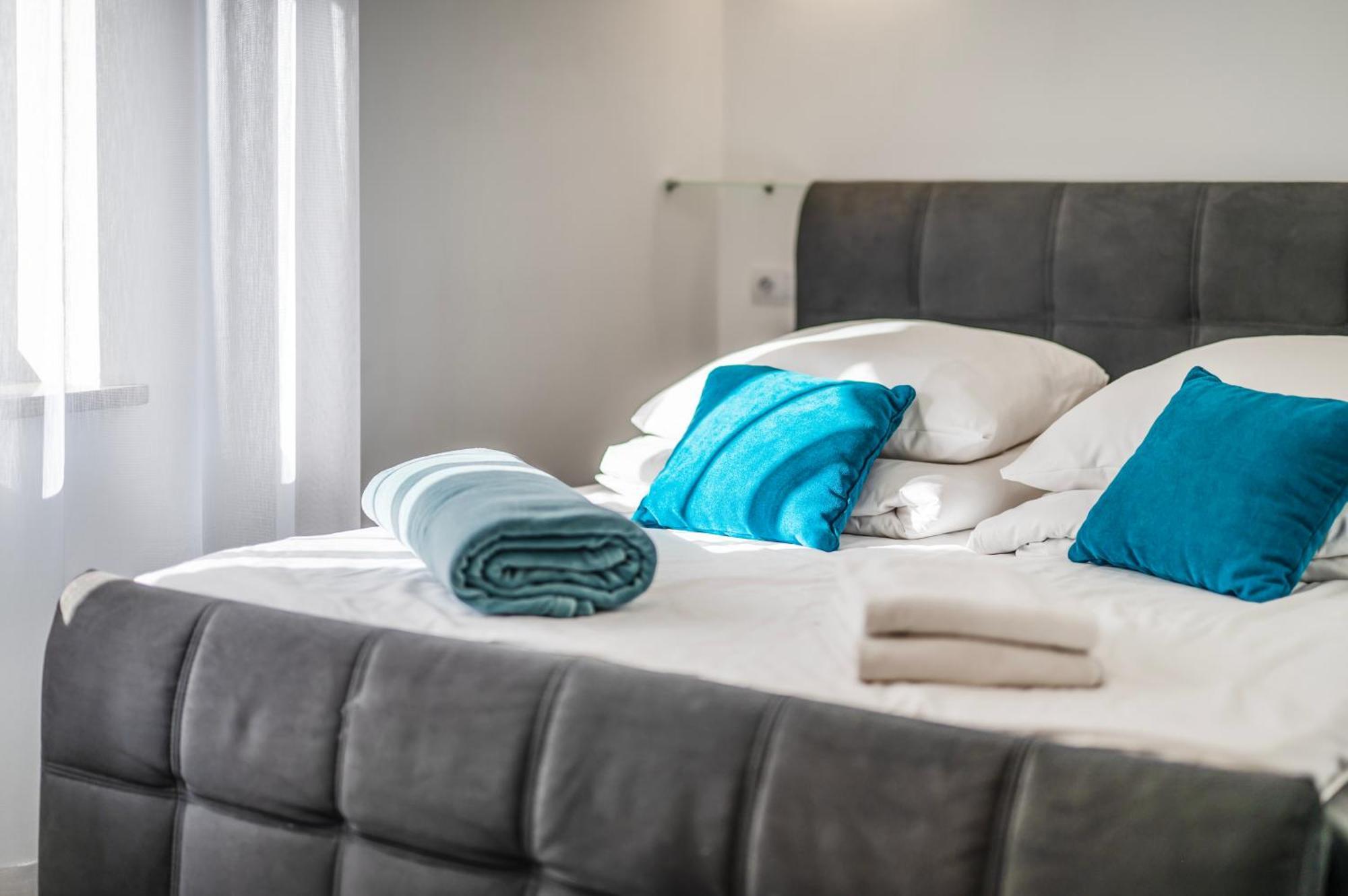 Florencja Parking Gratis Moxy Te&Am Cracow Krakow Dış mekan fotoğraf
